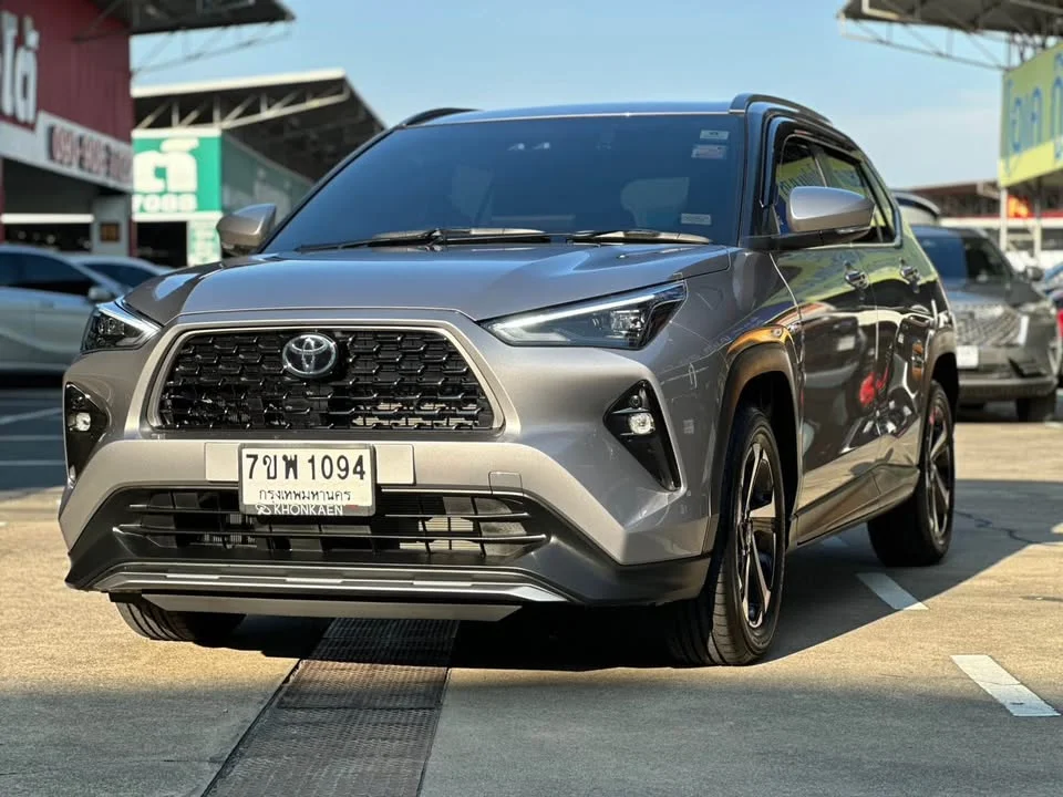 2026 Toyota Yaris Cross AC200 2