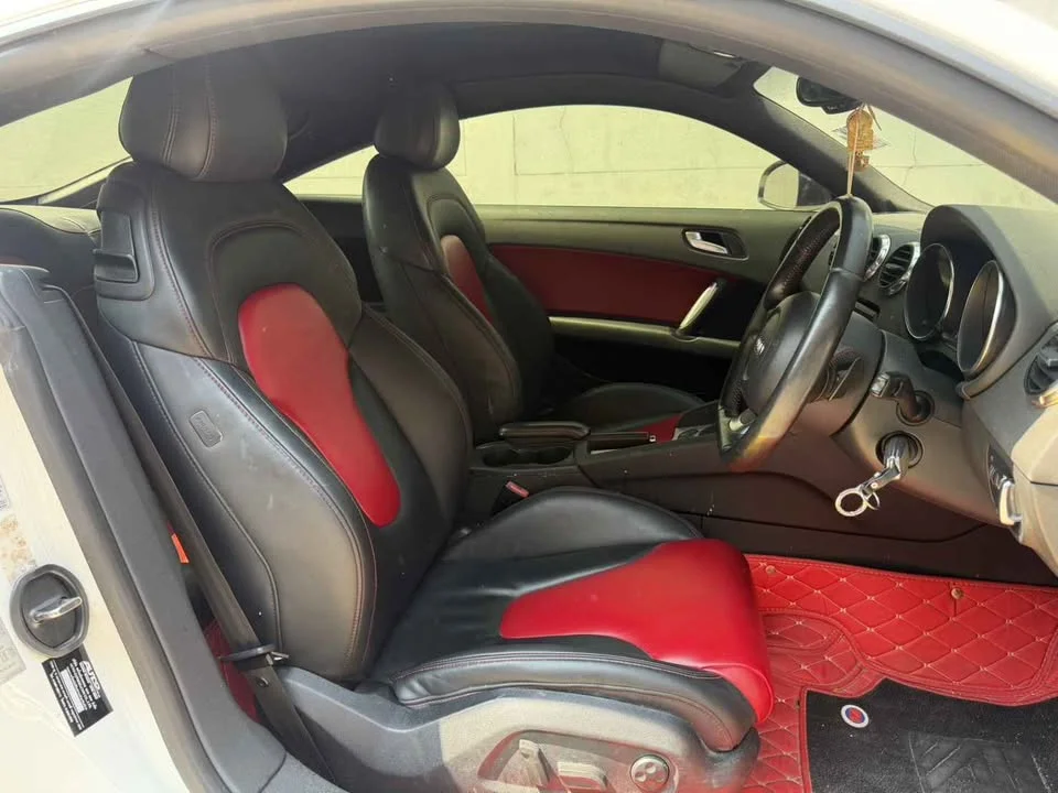 2010 Audi TT Mk2 3