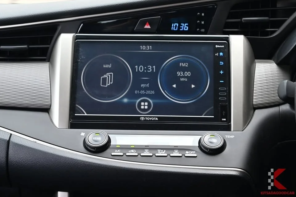 2022 Toyota Innova II 2