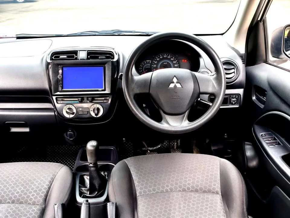 2012 Mitsubishi Mirage VI 3