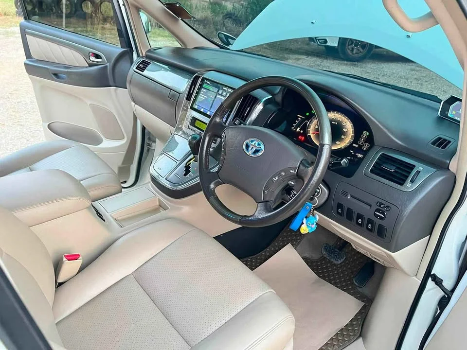 2005 Toyota Alphard, Vellfire I (AH10) 3