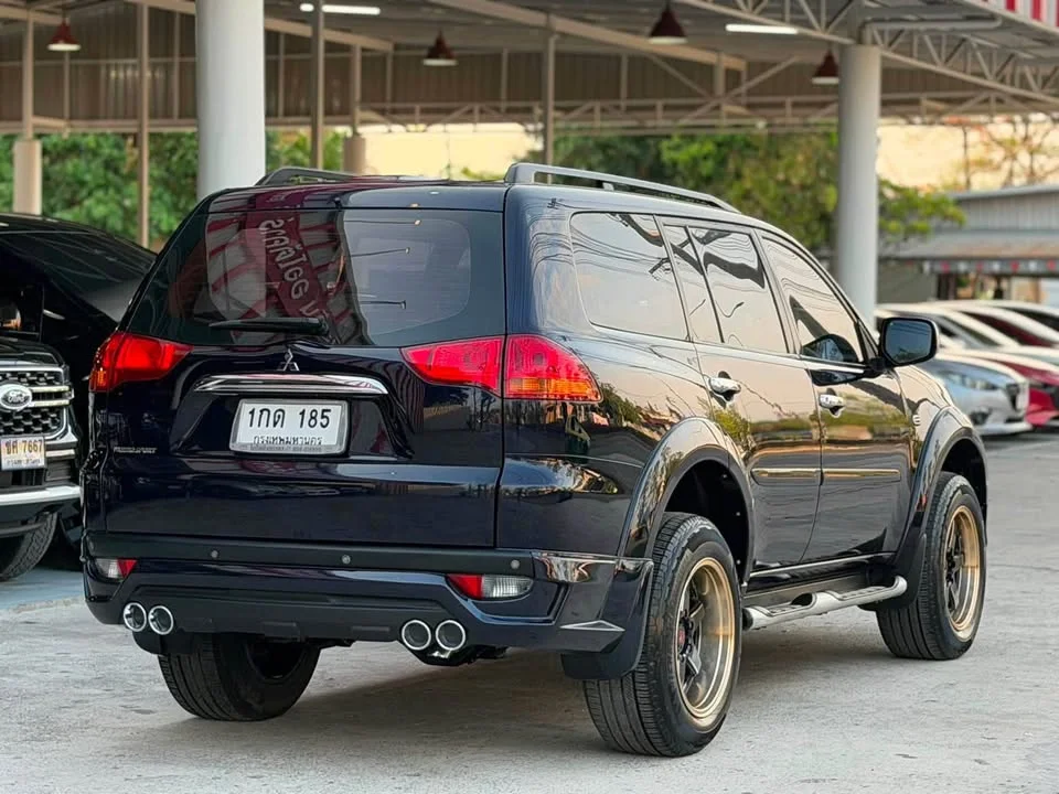 2011 Mitsubishi Pajero Sport II 3