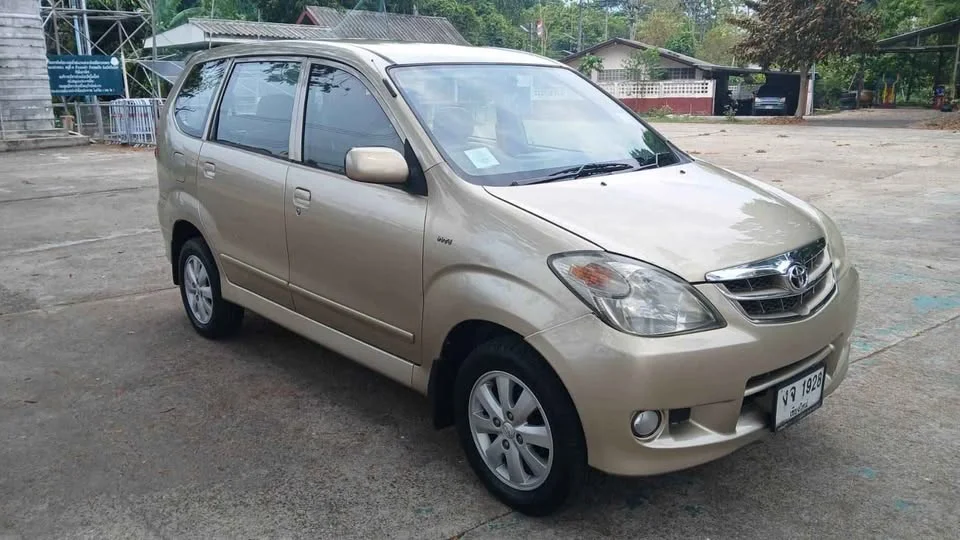 2010 Toyota Avanza I 2