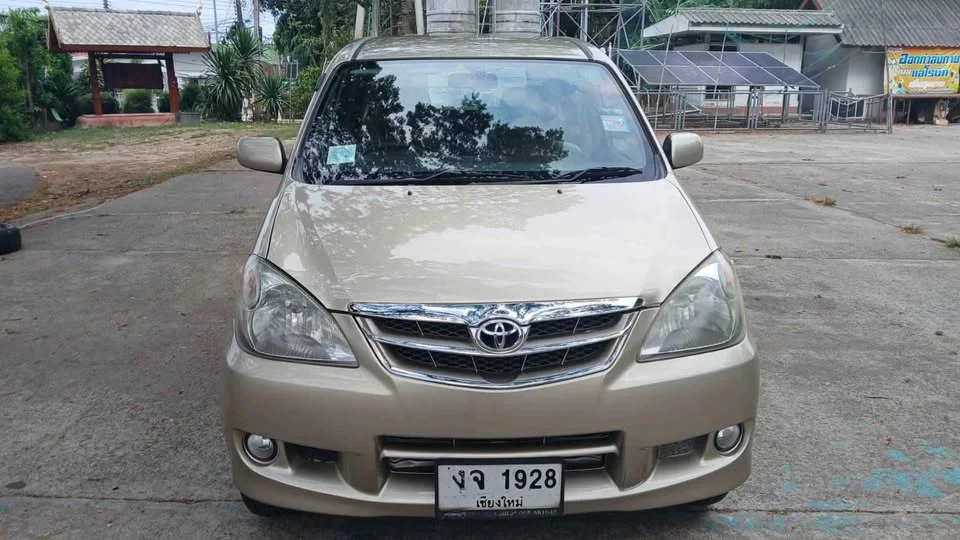 2010 Toyota Avanza I 3
