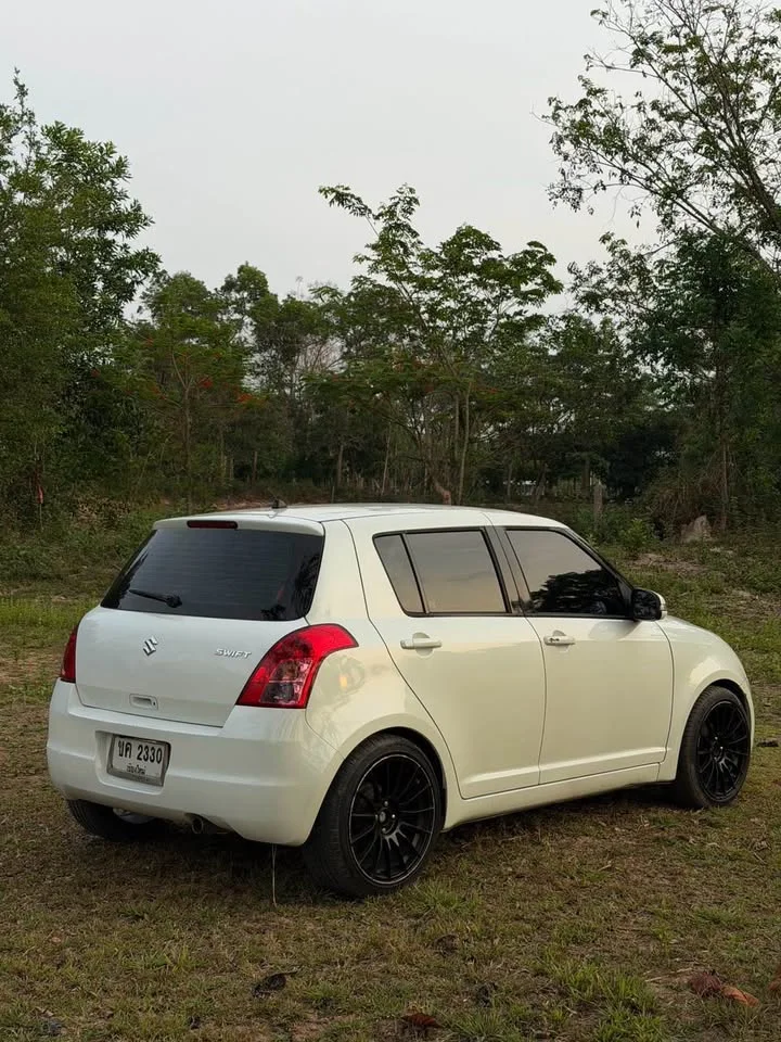 2010 Suzuki Swift I 3