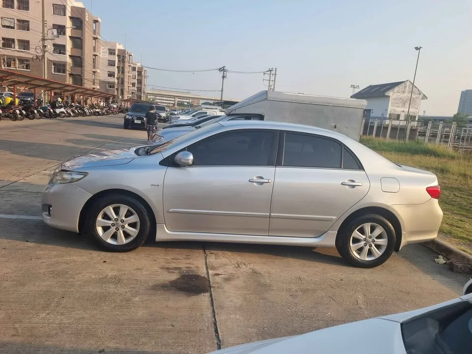 2008 Toyota Corolla Altis X (E140) 3