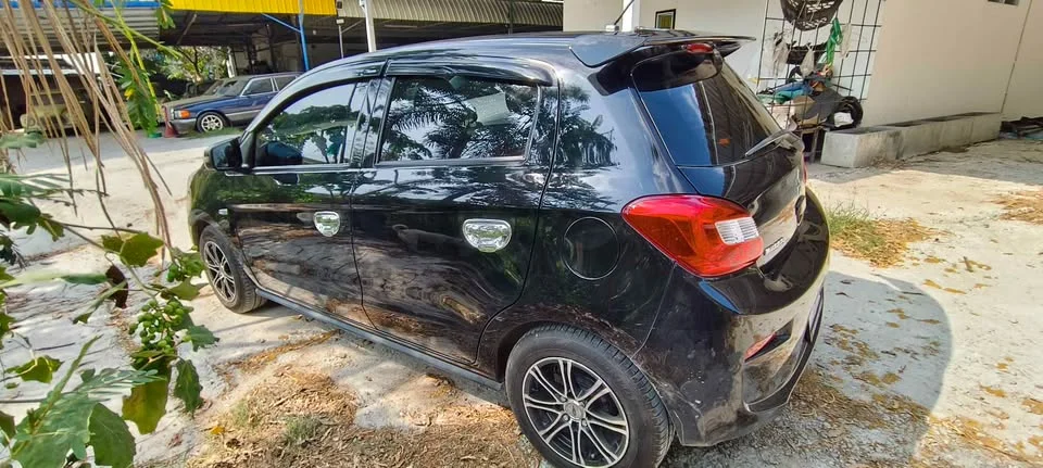 2016 Mitsubishi Mirage VI 2