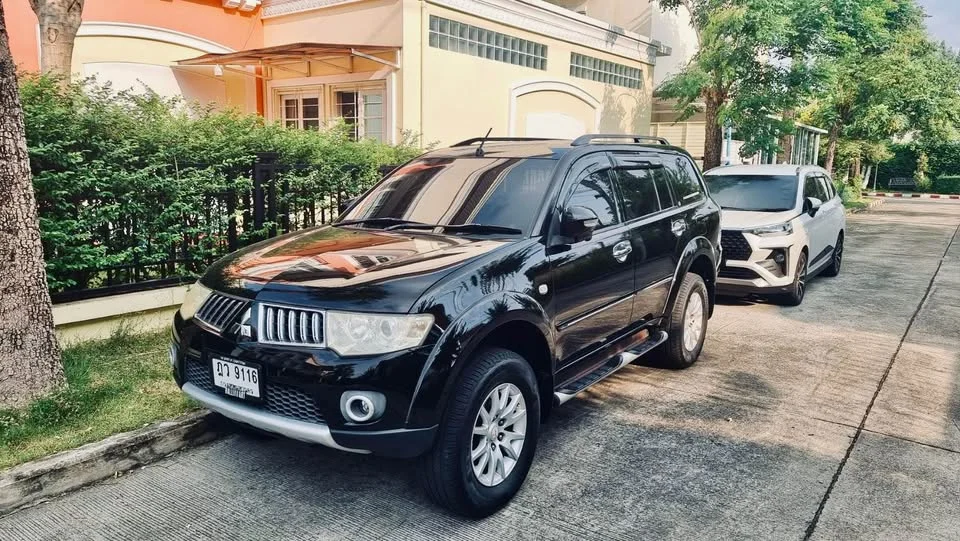 2010 Mitsubishi Pajero Sport II 2