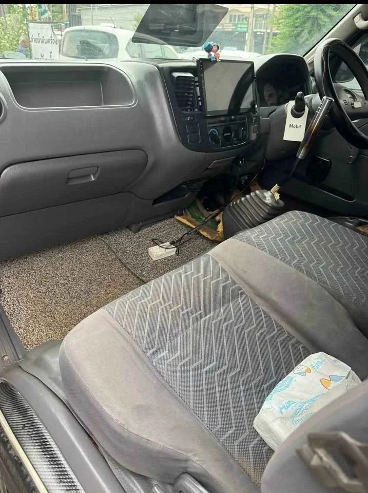 2006 Nissan Urvan V (E25) 2
