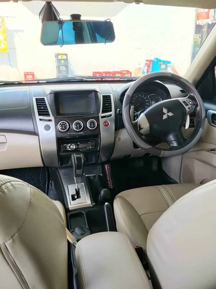 2013 Mitsubishi Pajero Sport II 3