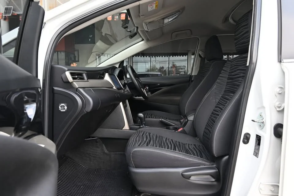 2022 Toyota Innova II 3