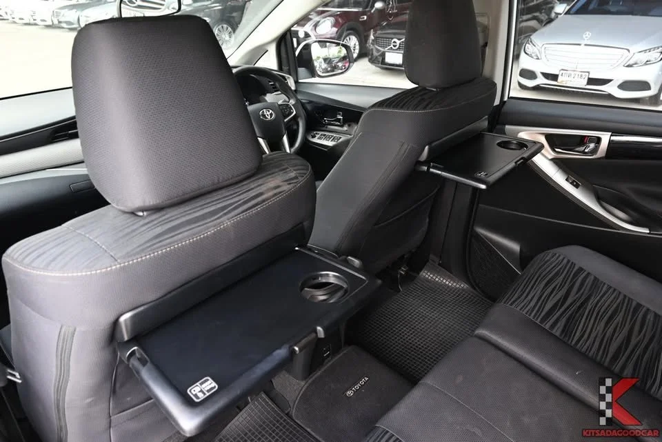 2022 Toyota Innova II 3