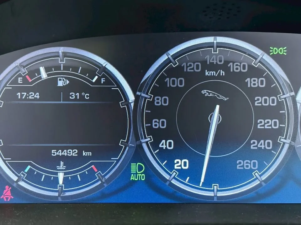 2011 Jaguar XJ X351 3