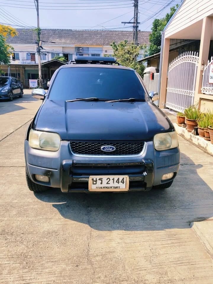 2004 Ford Escape I 3