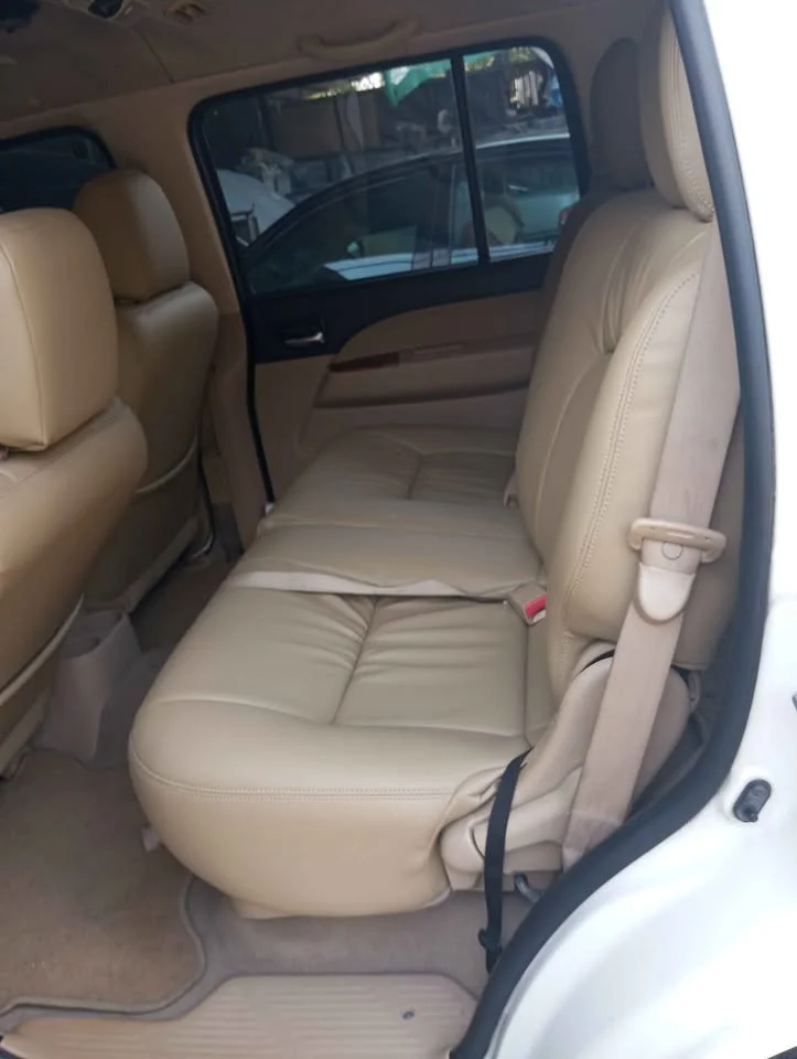 2007 Ford Everest I 3