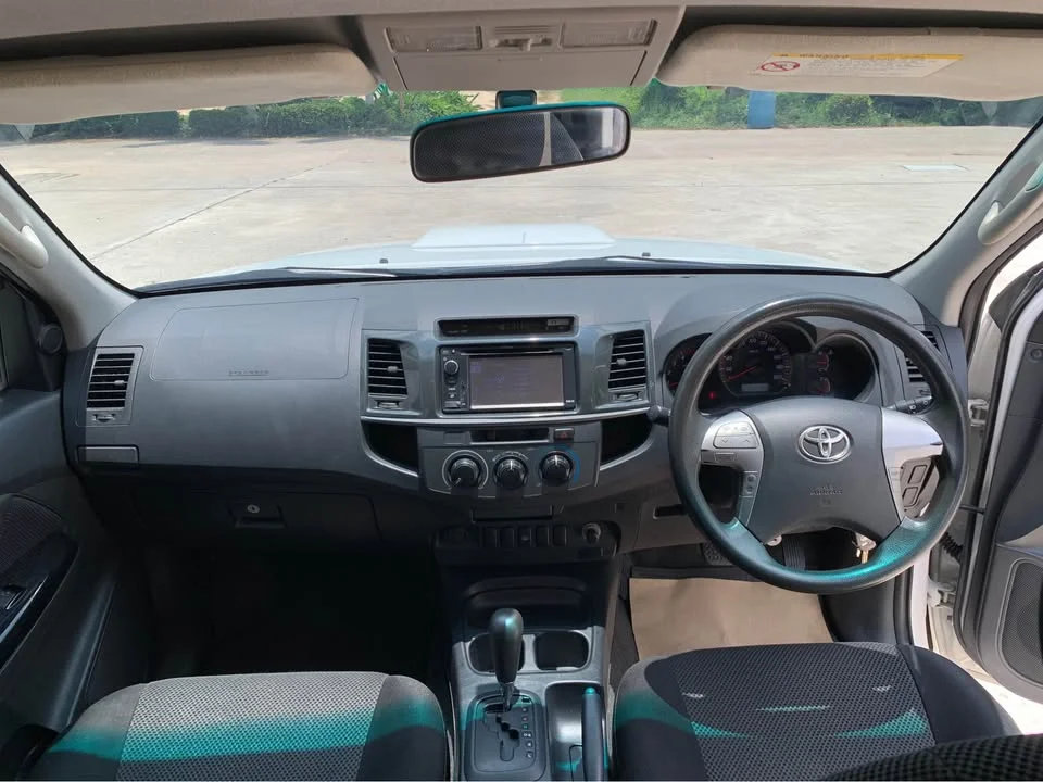 2012 Toyota Hilux VII 3
