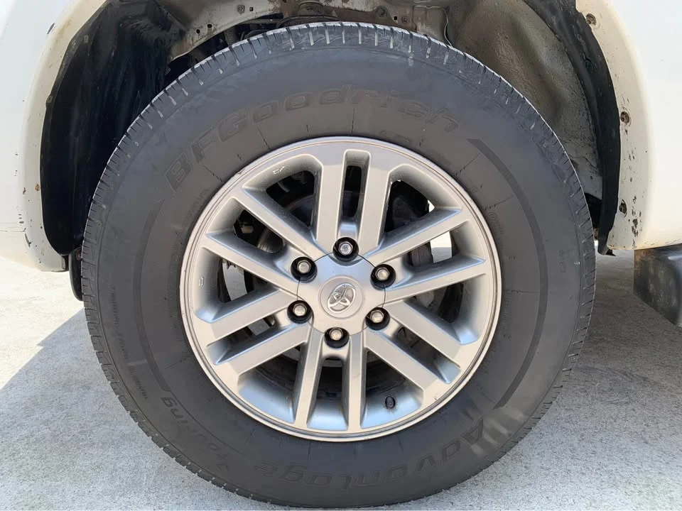 2012 Toyota Hilux VII 2