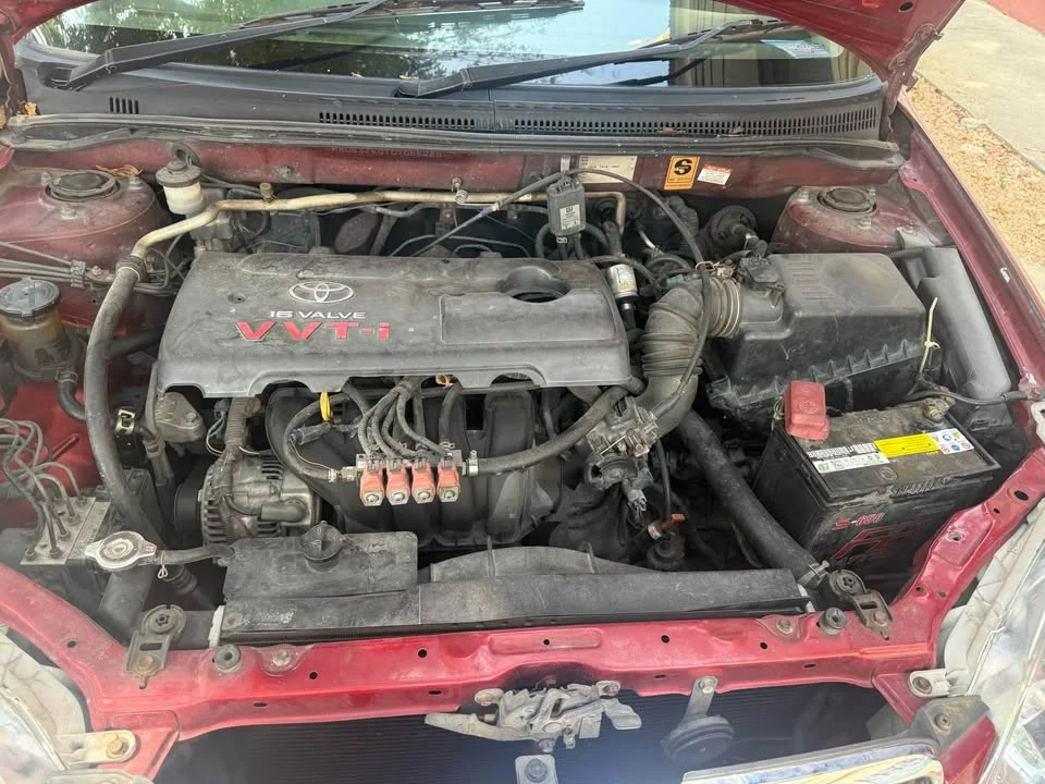 2004 Toyota Corolla Altis IX (E120) 2