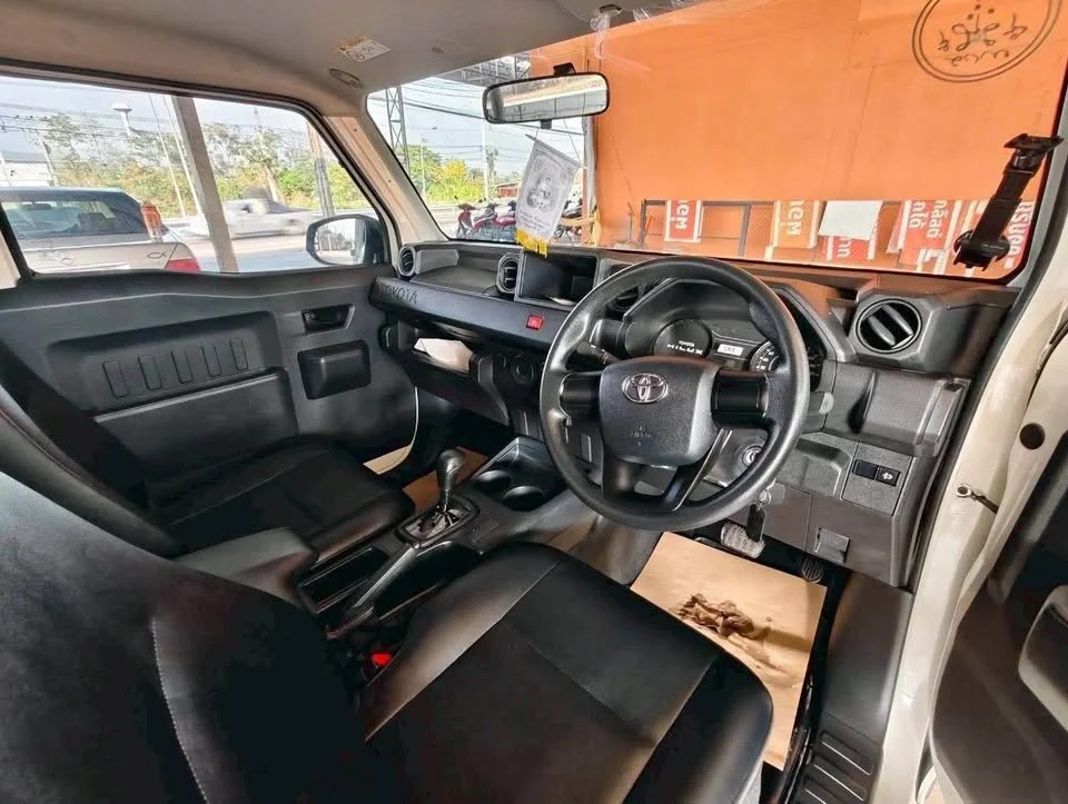 2025 Toyota Hilux Champ AN110 3