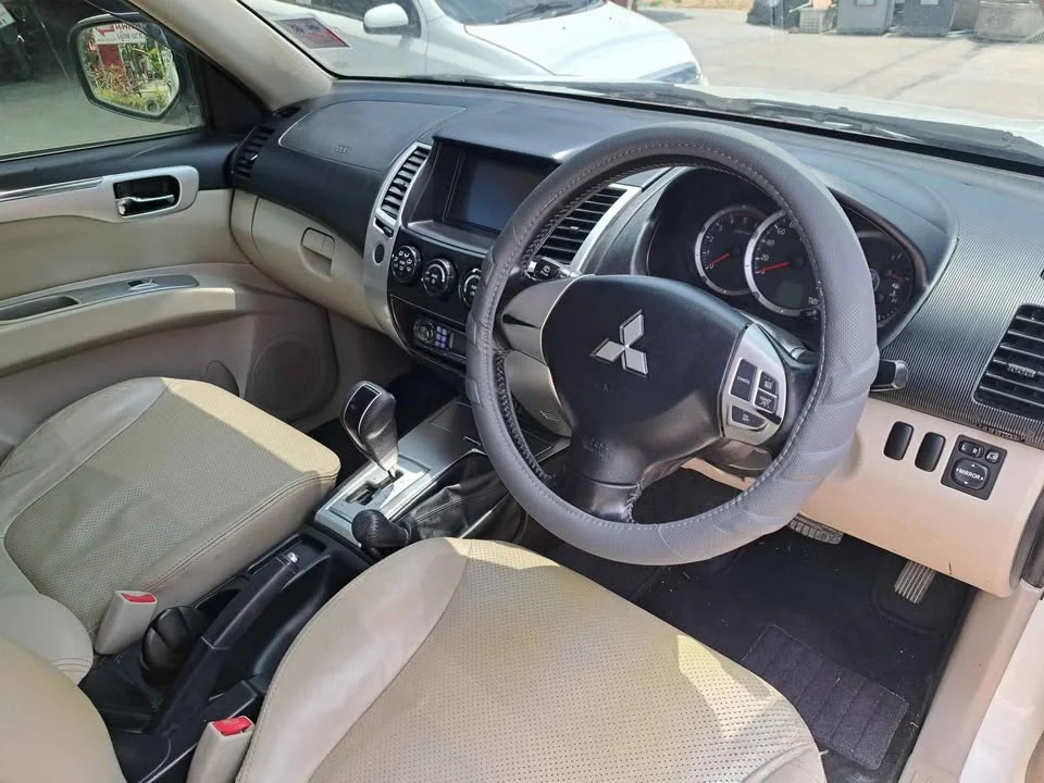 2010 Mitsubishi Pajero Sport II 3
