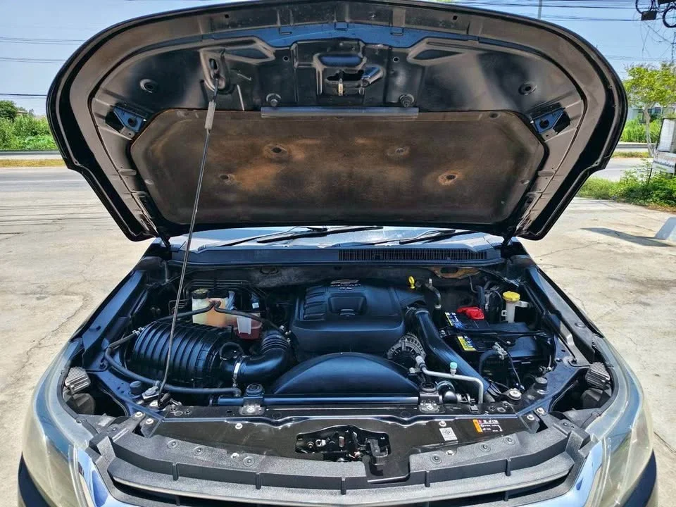 2019 Chevrolet Colorado II 2