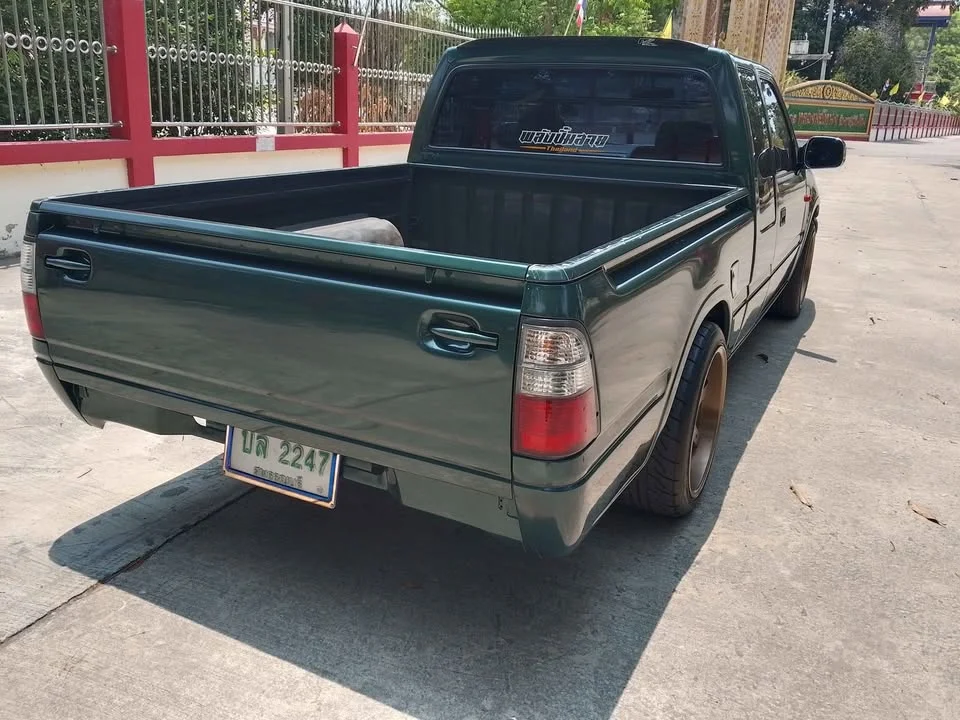 1997 Isuzu Faster Dragon Eyes III 2