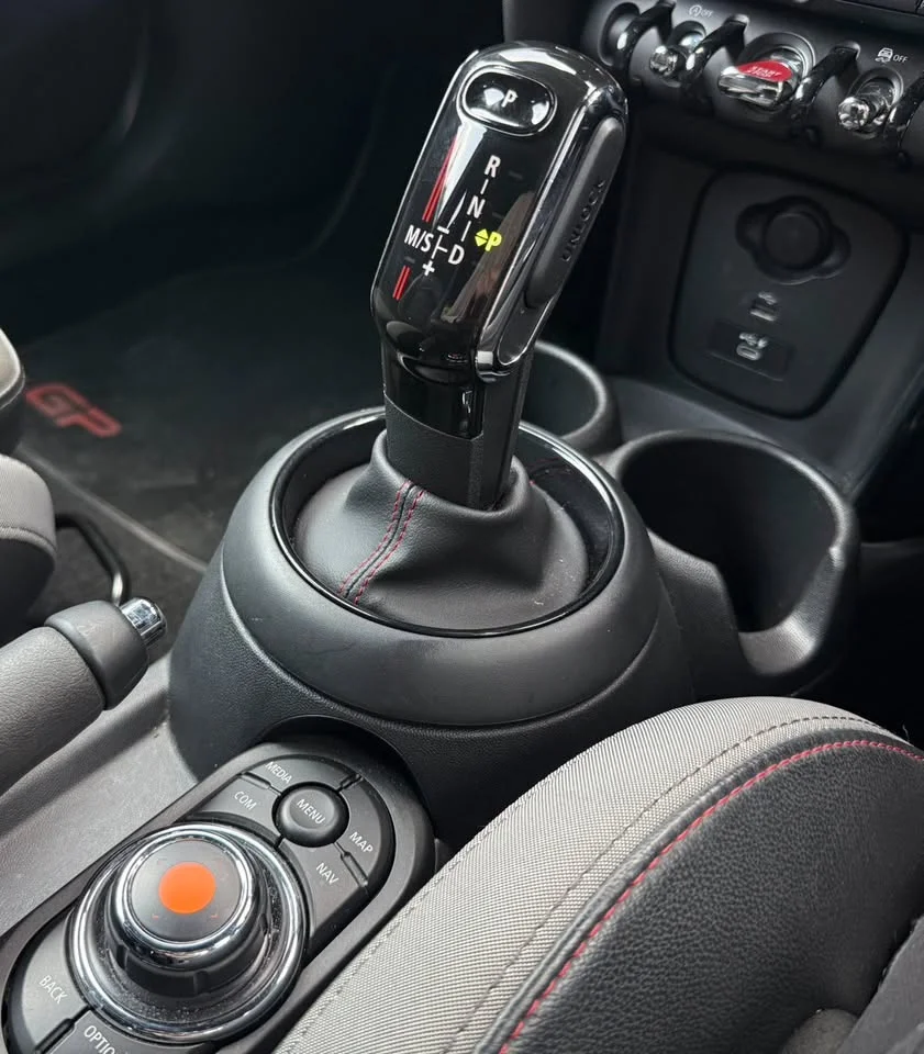 2020 Mini Hatch  III 3