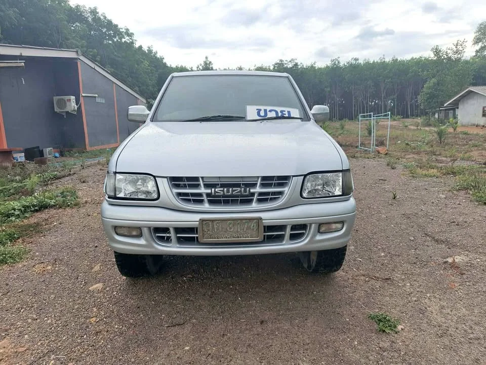 2002 Isuzu Faster Dragon Eyes III 2
