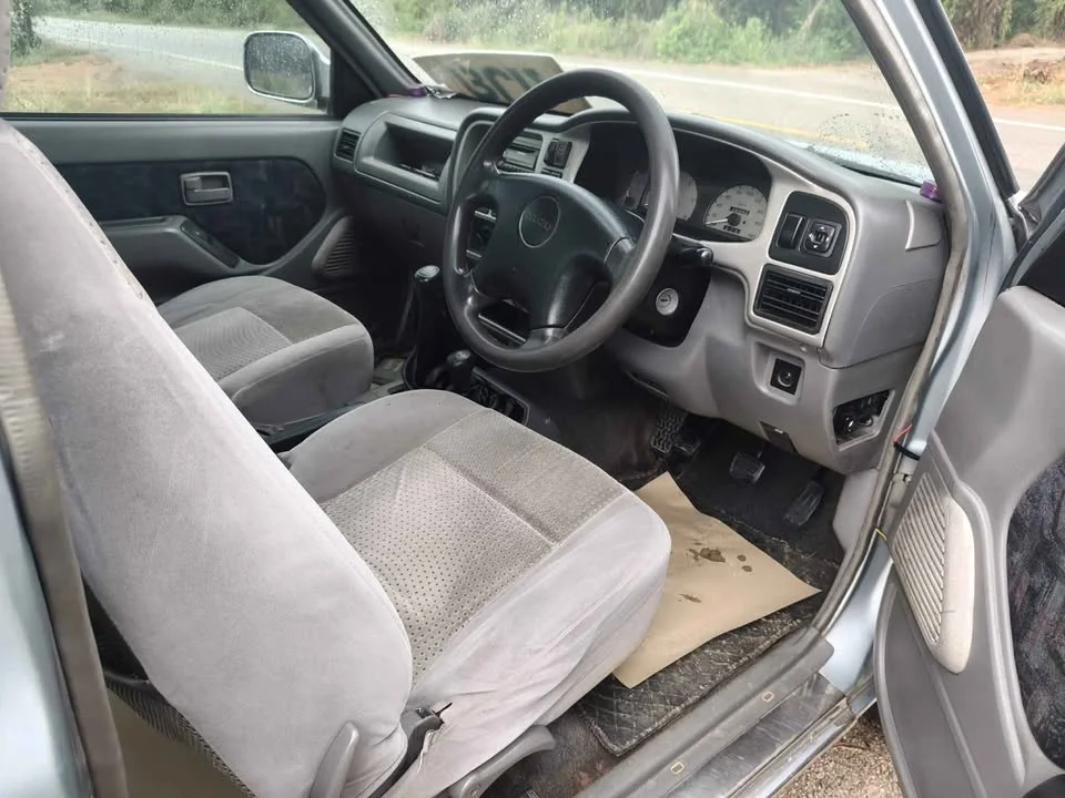 2002 Isuzu Faster Dragon Eyes III 3