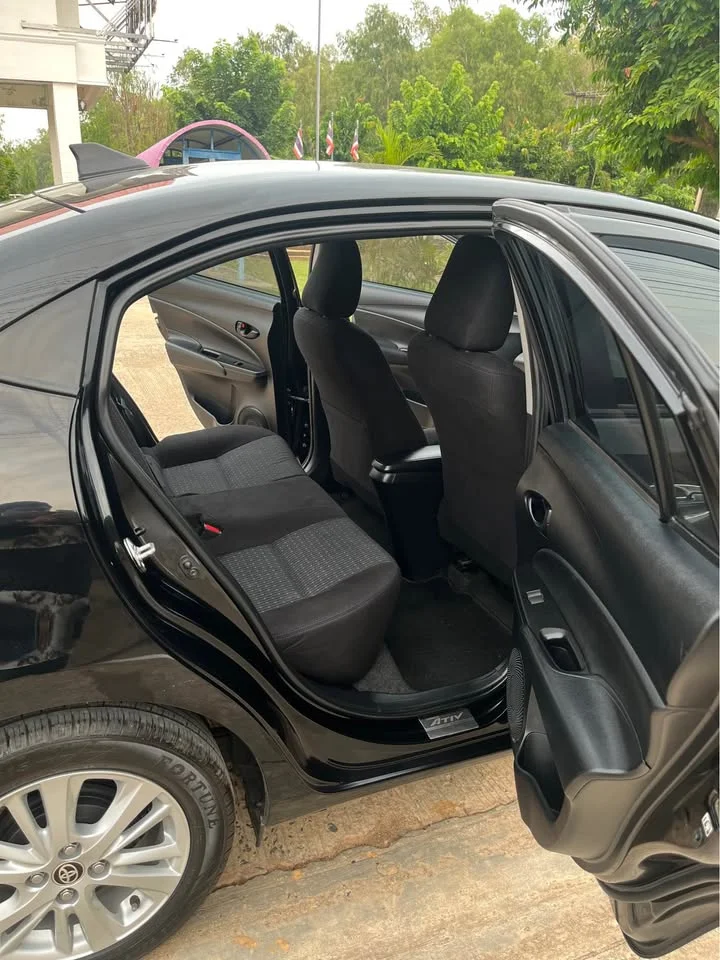 2019 Toyota Yaris ATIV III 3