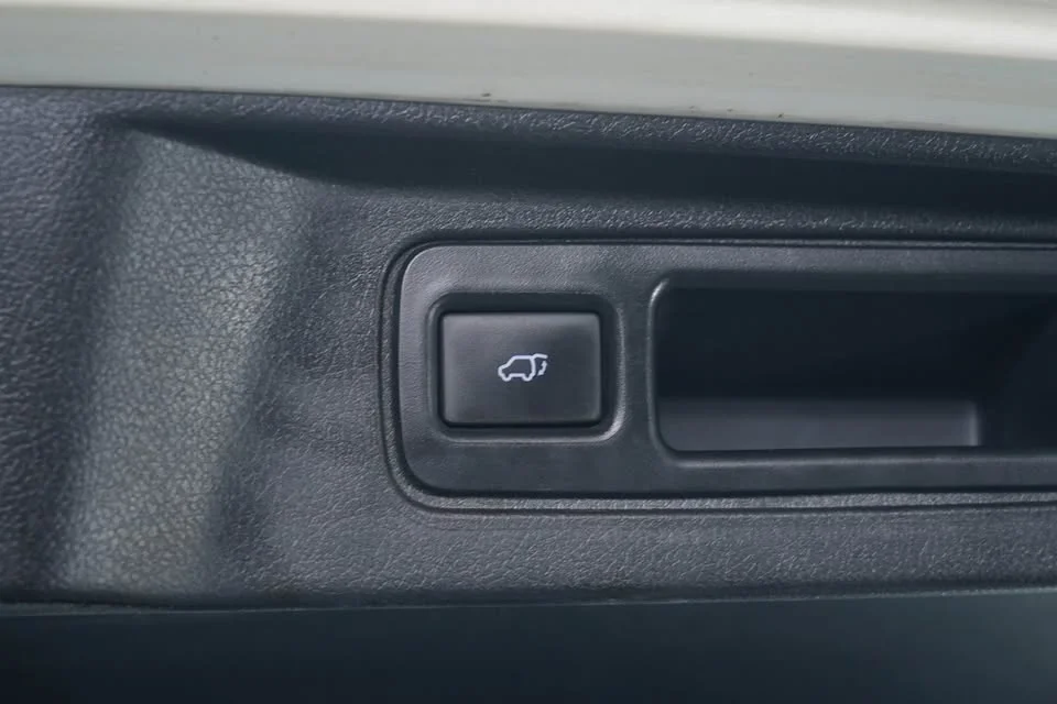 2022 Toyota Fortuner II 3