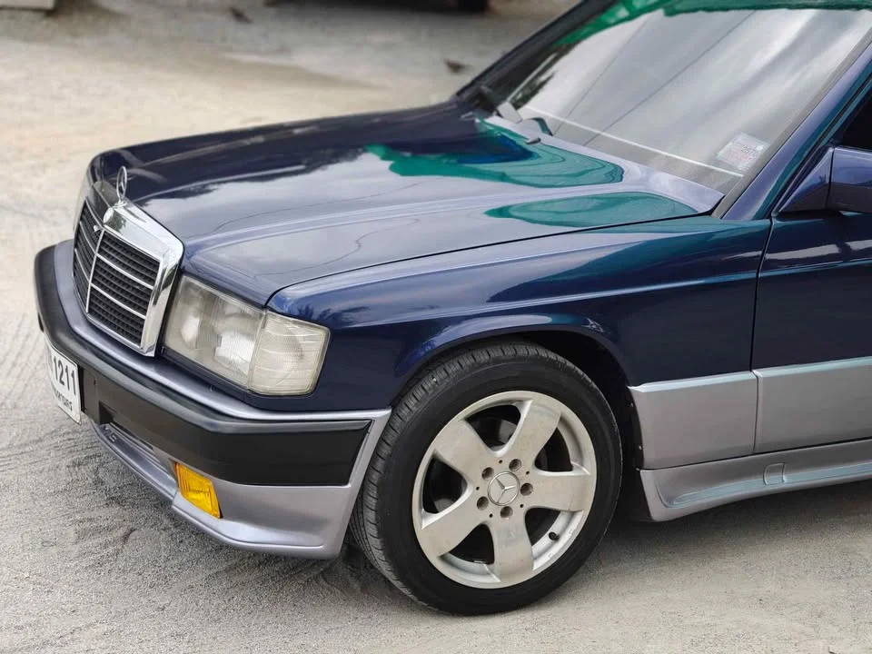 Benz C-Class W201 (190, 190E, 190D) 2