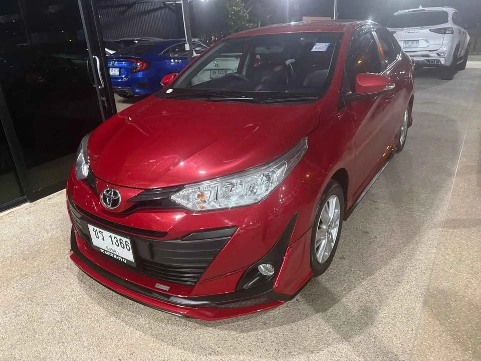 2018 Toyota Yaris ATIV III 2