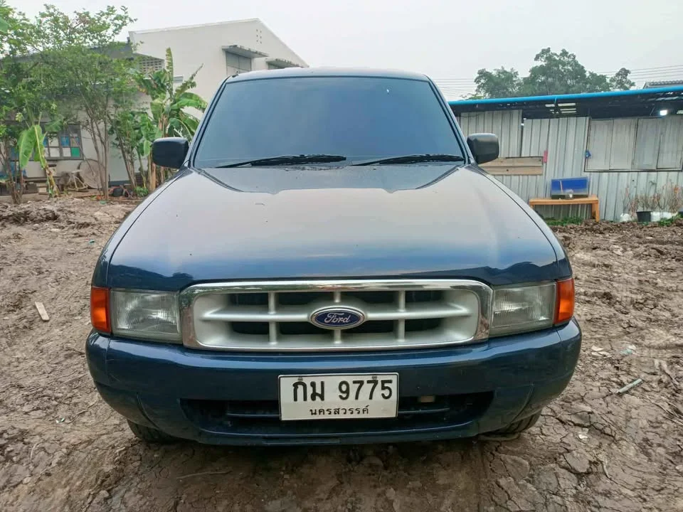 2002 Mazda 2500 Fighter V 2