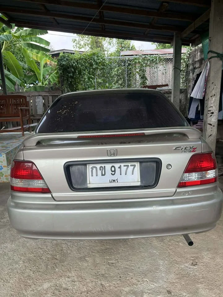 2011 Honda City III 2