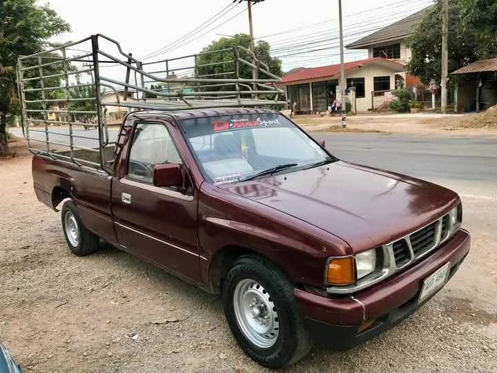 1995 Isuzu TFR III 3