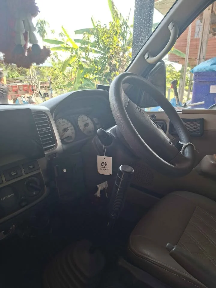 2005 Nissan Urvan V (E25) 2