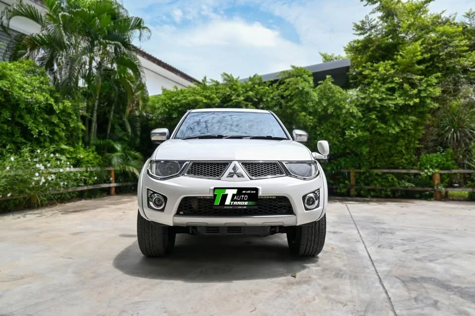 2012 Mitsubishi Triton IV 2