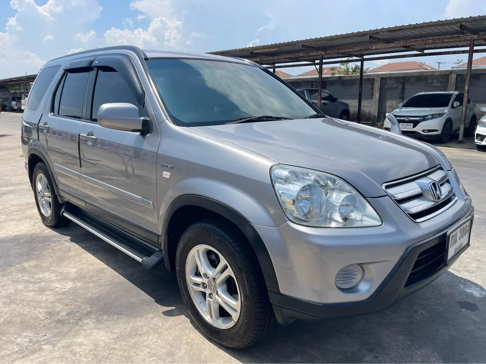 2005 Honda CR-V II 2