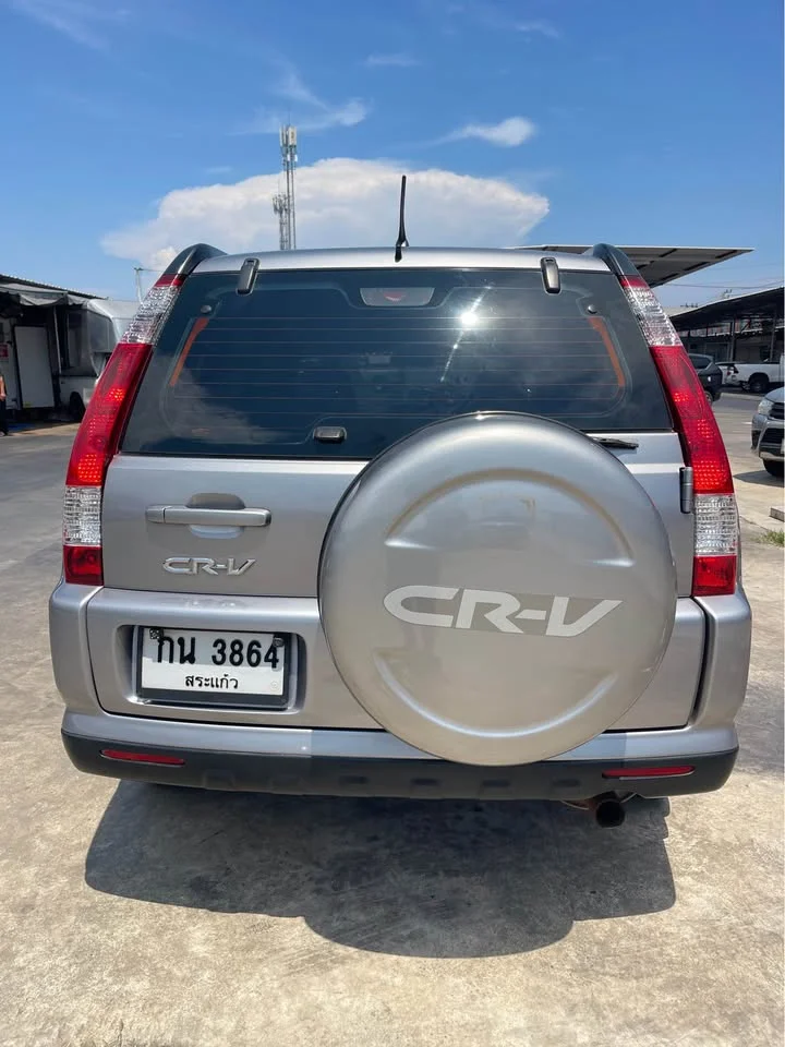 2005 Honda CR-V II 3