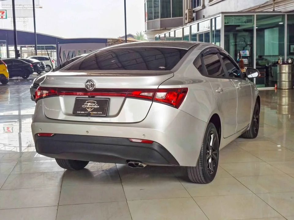 2017 MG 5 I  2