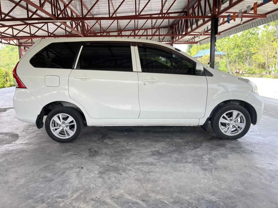 2014 Toyota Avanza II 3