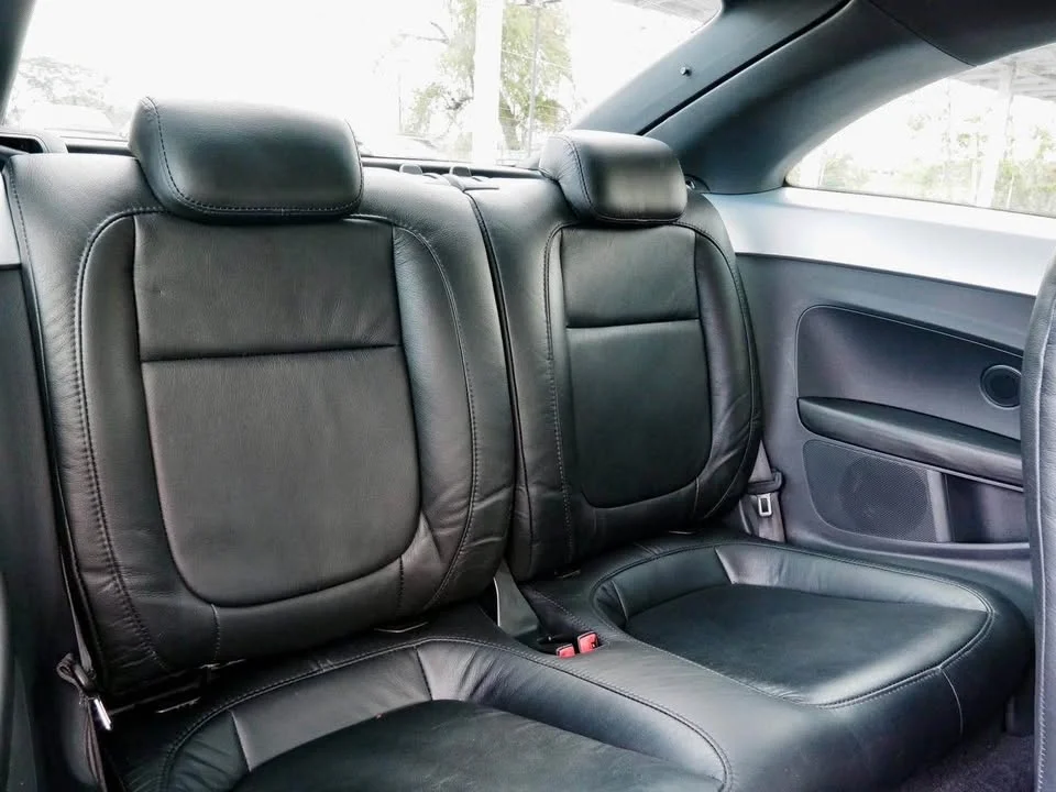 2013 Volkswagen New Beetle 3