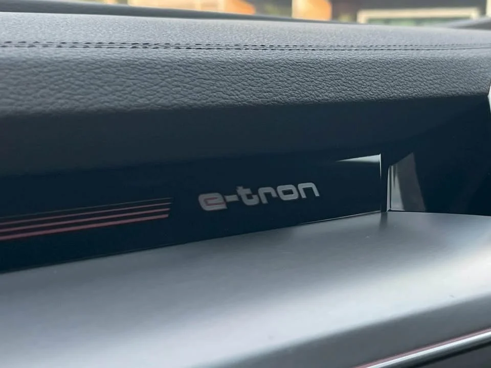 2020 Audi Q8 e-tron 3