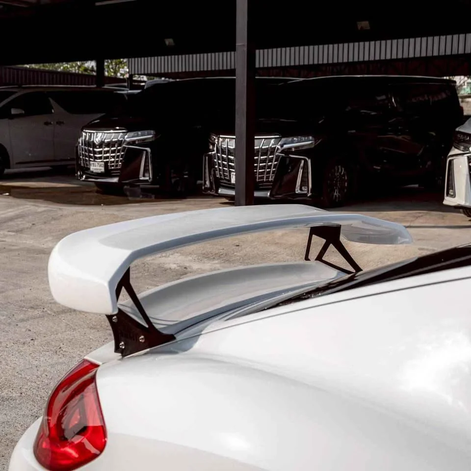 2013 Porsche Boxster and Cayman III 3
