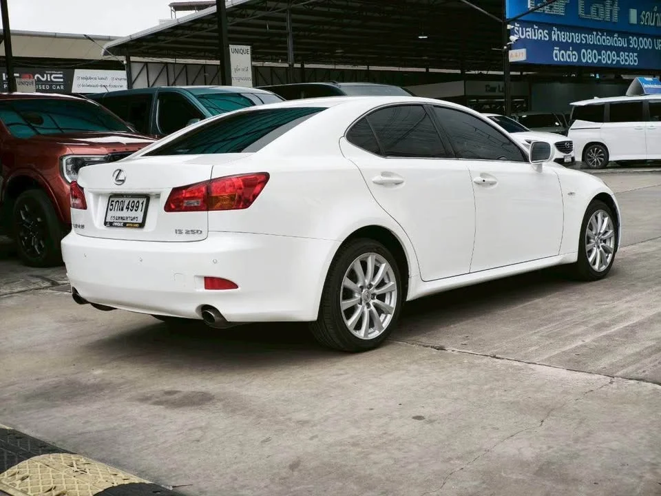 2007 Lexus IS II 3