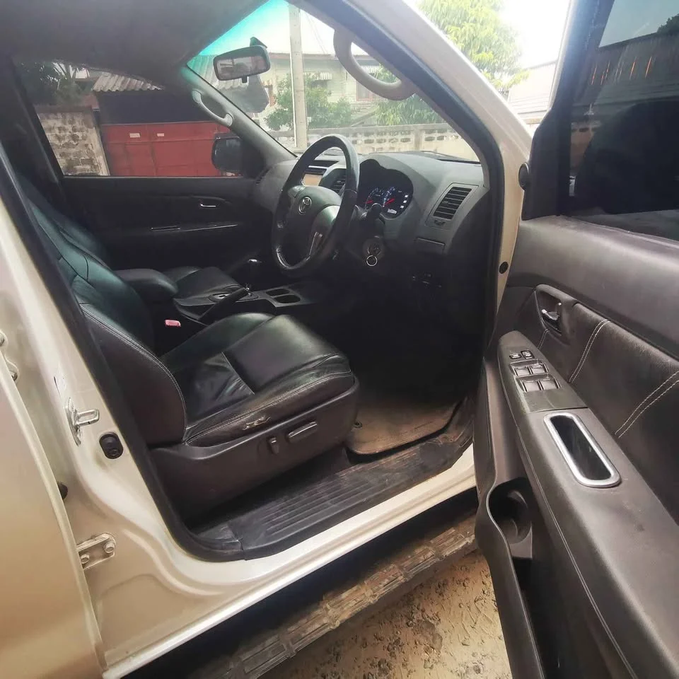 2013 Toyota Fortuner I 2
