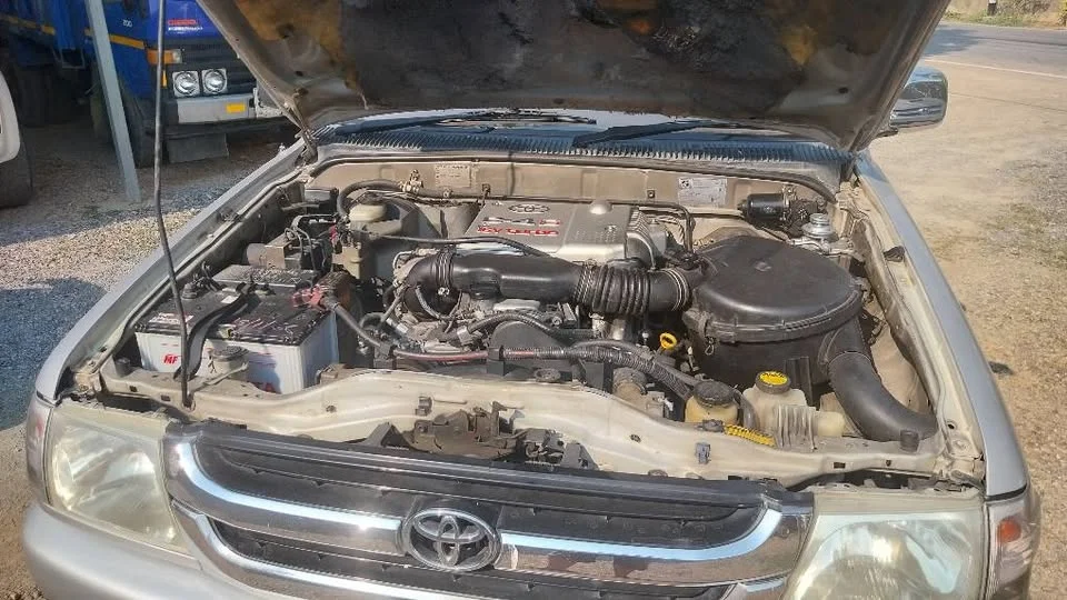 2003 Toyota Hilux Tiger VI 3