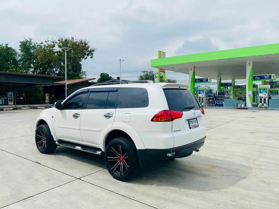 2014 Mitsubishi Pajero Sport II 3