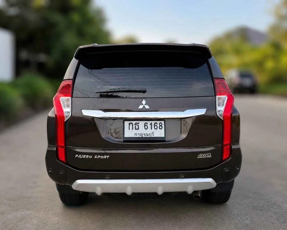 2015 Mitsubishi Pajero Sport III 2